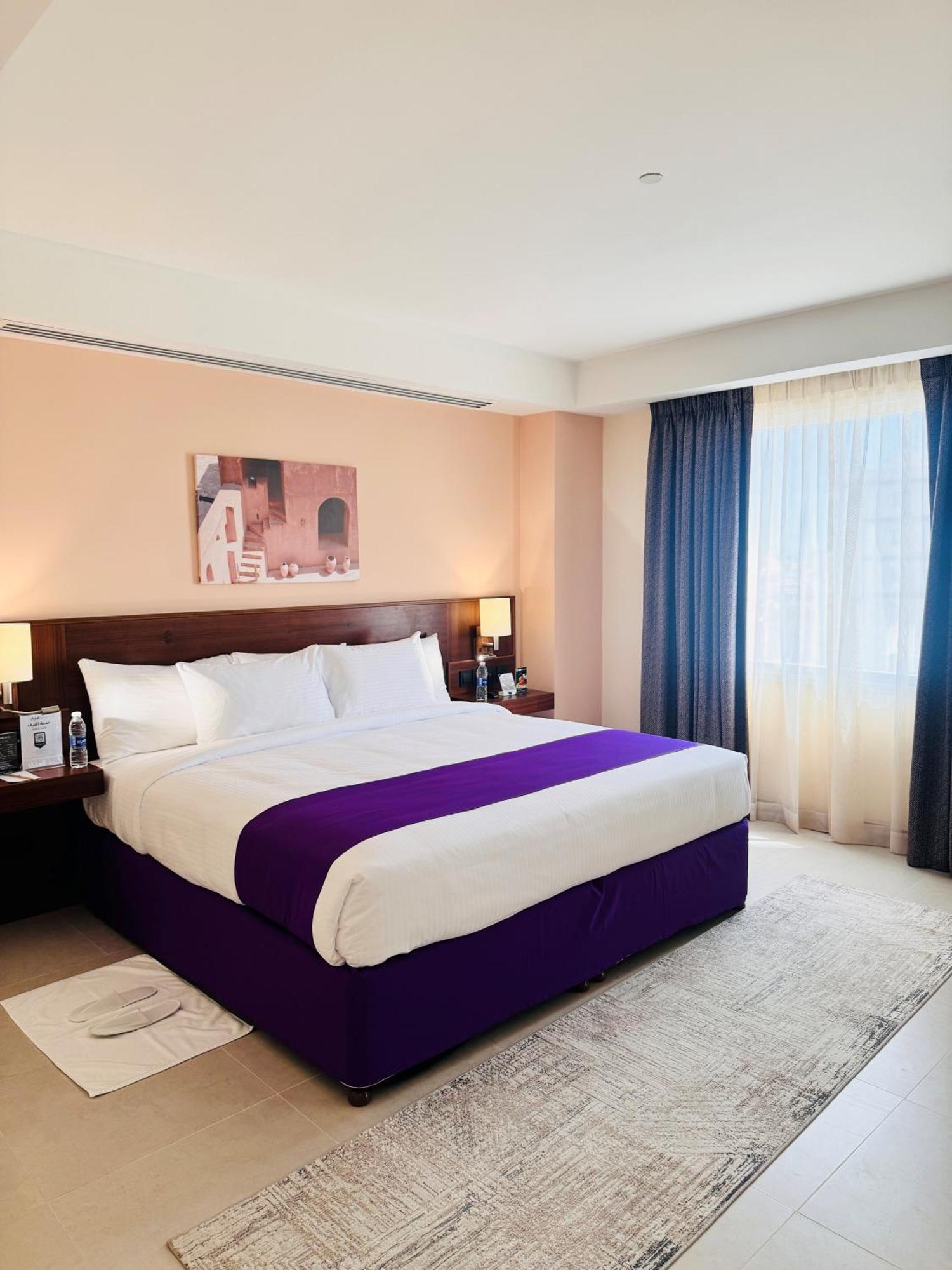 Kyriad Hotel 塞拉莱 外观 照片