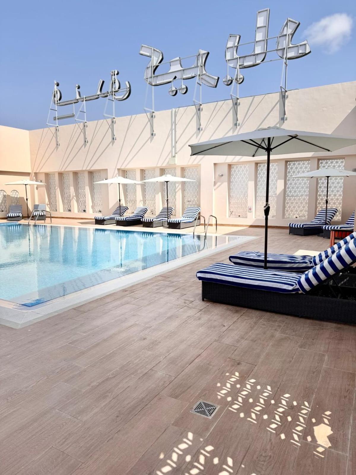 Kyriad Hotel 塞拉莱 外观 照片
